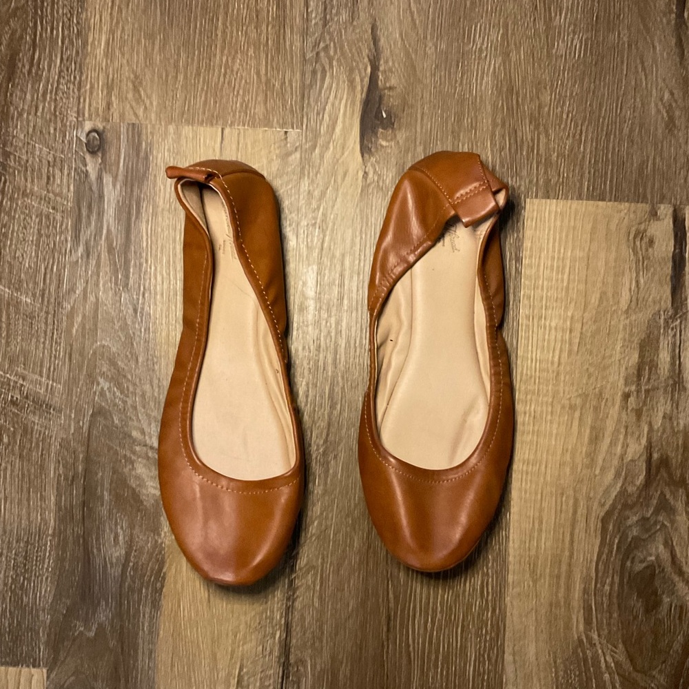 Target Universal Thread Brown Ballet Flats, size 9